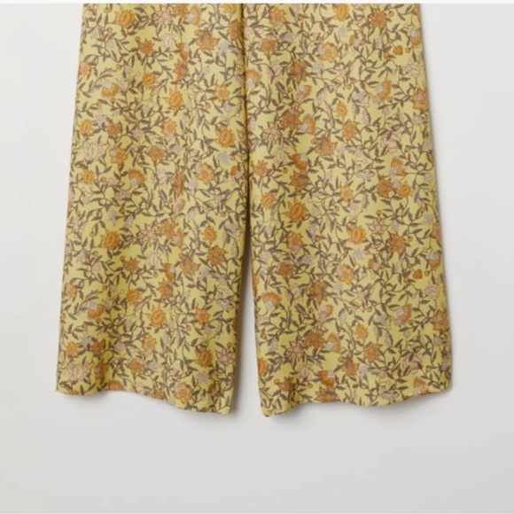 H&M yellow floral wide leg pant - Picture 4 of 7